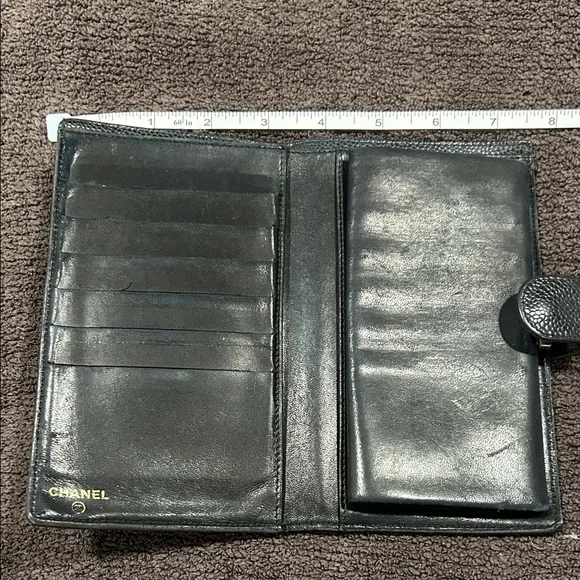Vintage CHANEL Textured Black Leather Wallet Hologram - Picture 4 of 12